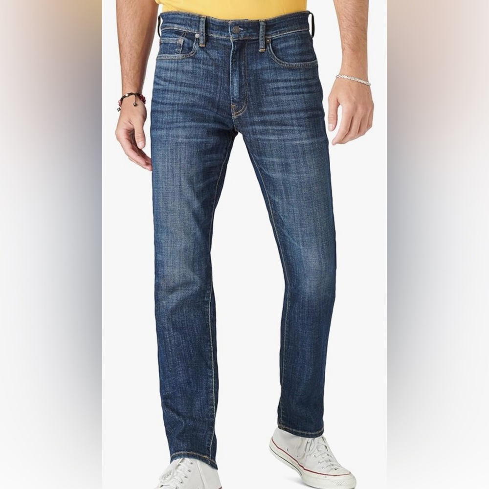 Lucky Brand Men's Soft jeans. 29x32 Medium wash Athletic fit. Lots of stretch!